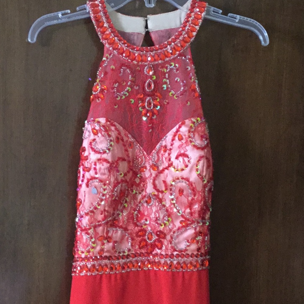 Prom Dress - Picture 1 of 4